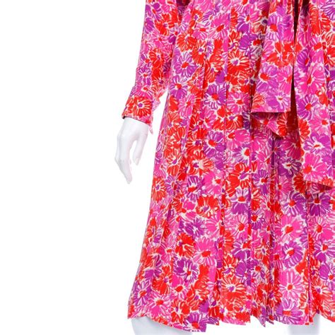 yves saint laurent robe motifs fleurs|ysl floral designs.